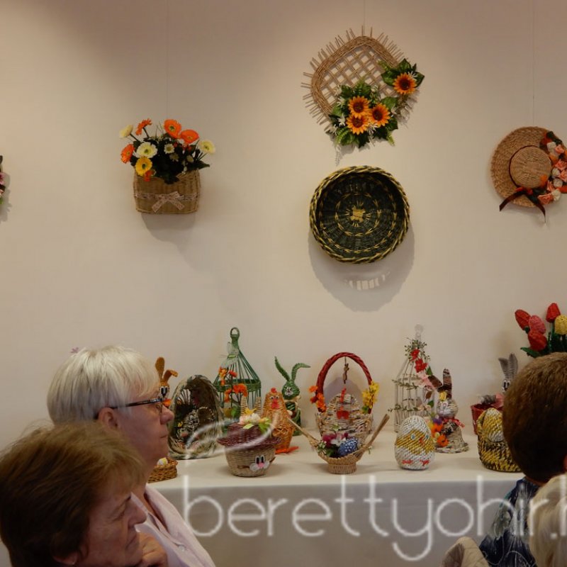 A berettyóújfalui papírfonó kör kiállítása 18